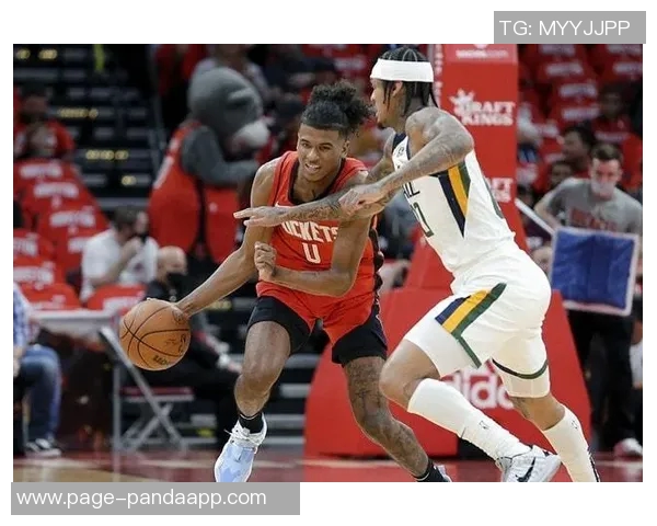 布克赞杰伦格林潜力无限称其进攻风格极具侵略性